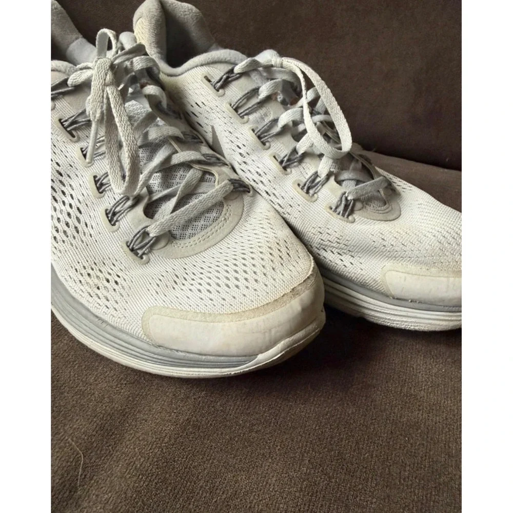 Nike Lunarglide 4 White Grey Running Shoes Mens size 10 524977-002